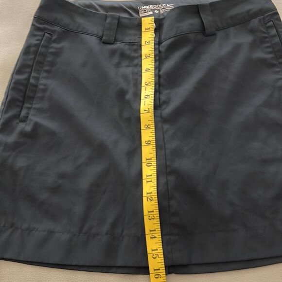 NikeGolf Dri Fit Skort Size 6 - Picture 9 of 9